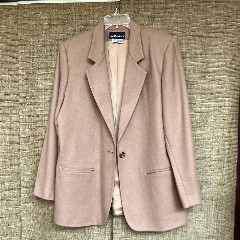 Wool one button jacket color camel